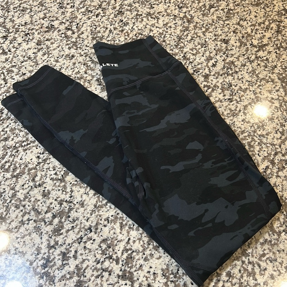 Alphalete Leggings